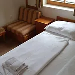 Vysluni شقة