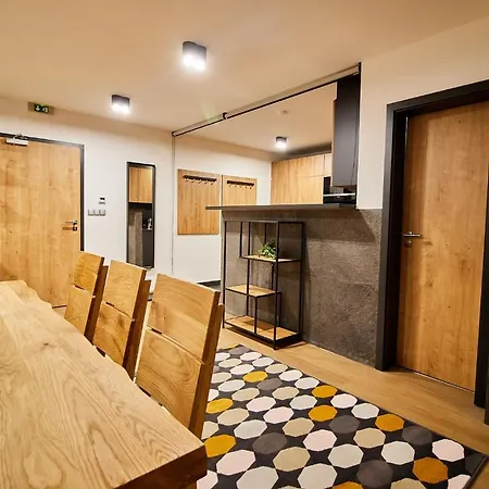 Apartament Vysluni