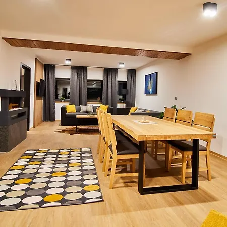 Apartament Vysluni