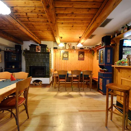 Vysluni Apartament