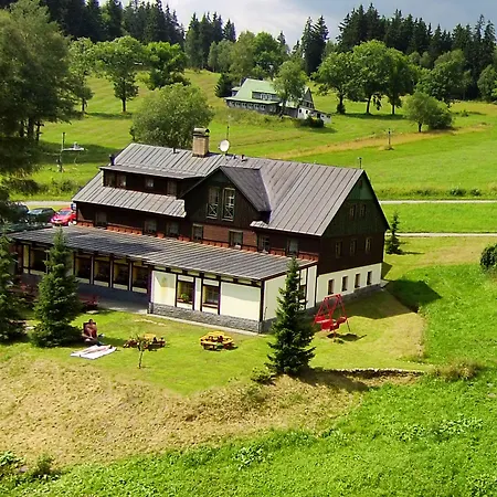 Apartament Vysluni