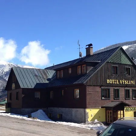 Vysluni Apartment